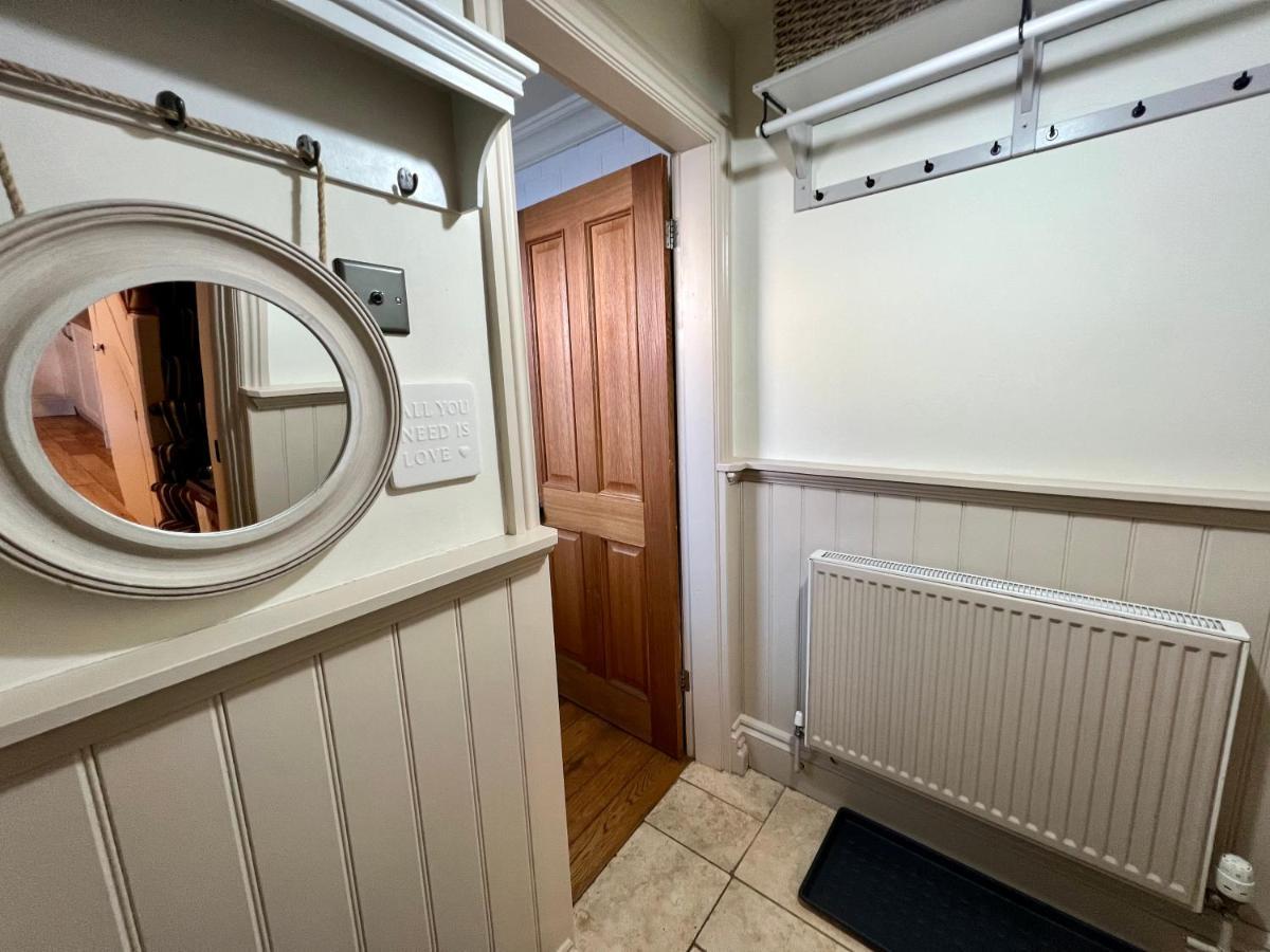 Mill Cottage, New Refurbished, 2 Bed, Cleethorpes Dış mekan fotoğraf